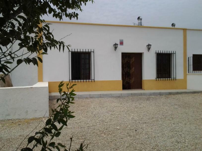 Cortijo Jayon Villa Fernan Perez Bagian luar foto